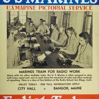 US_Marine_Pictorial_Service_Marines_Train_For_Radio_Work.jpg